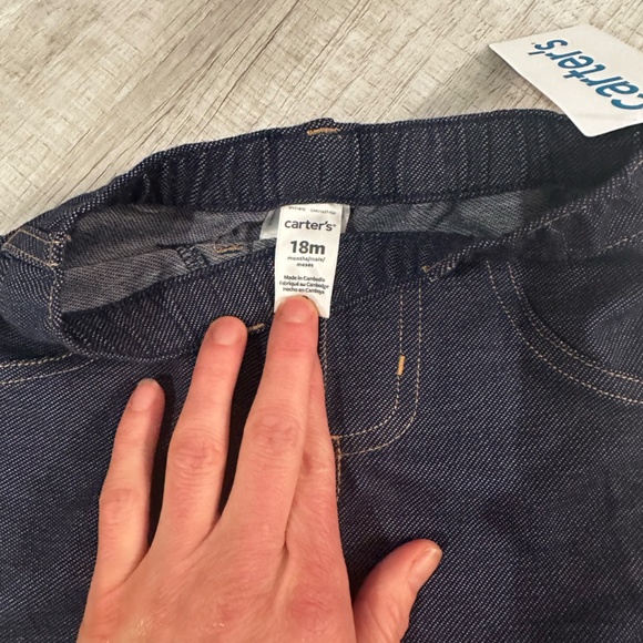 NWT Carters denim like leggings toddler girl - 18months - Picture 5 of 5